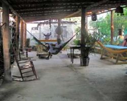 SIESTA TIME
After an enjoyable meal, there´s nothing better than a nice elaxing siesta.
A well kept secret is that Santi ´s restaurant boast a peaceful, shady hammock area out back.
Relax, read or just nod off!!
Ah, this is the life!!