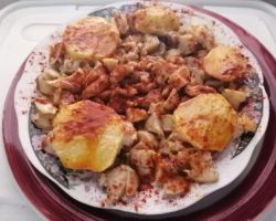 Lambí a la gallega. Nuestro aporte a la cocina fusión.